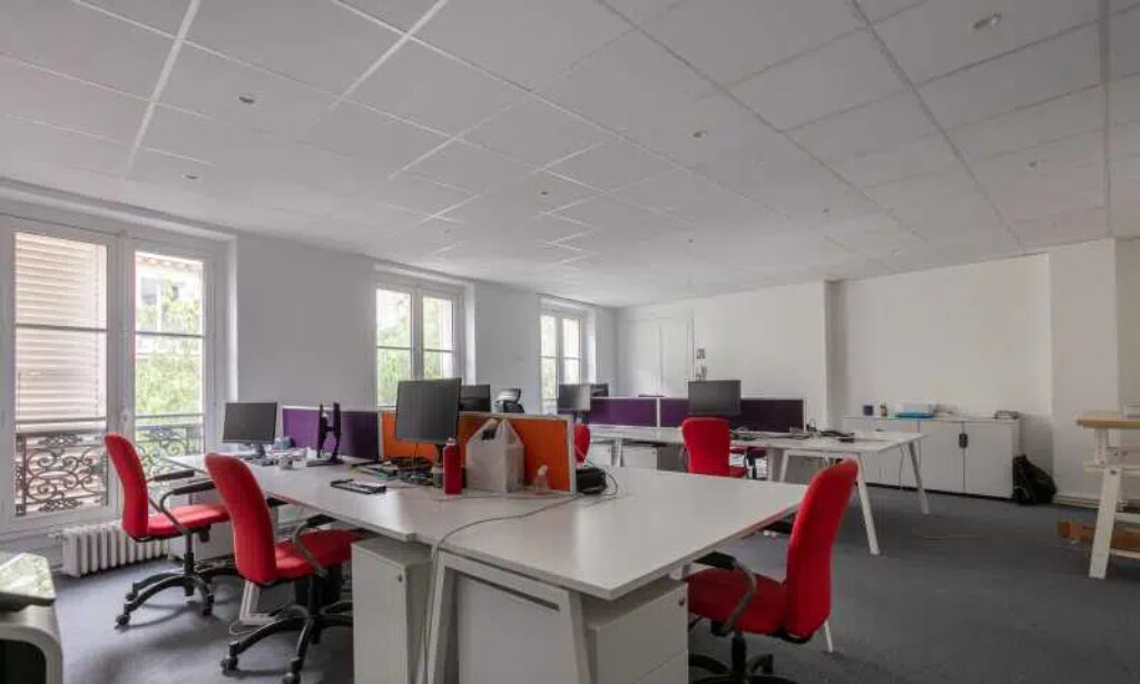 52 Rue Montmartre, Paris for lease Interior Photo- Image 1 of 9