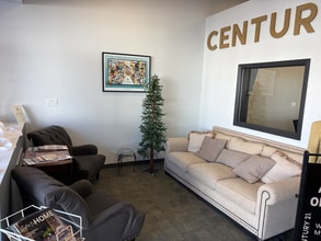230 Central Ave W, Winter Haven, FL for lease Interior Photo- Image 1 of 9