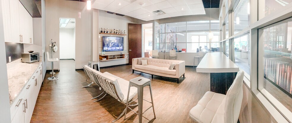 7920 ACC Blvd, Raleigh, NC for lease - Suite 200 Available - Image 1 of 9