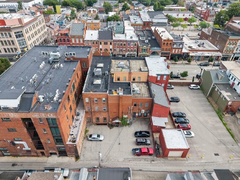 1710-1712 E Carson St, Pittsburgh, PA for sale - Building Photo - Image 3 of 10