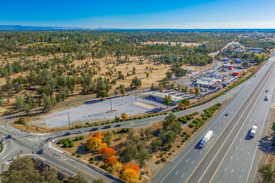 2370 Twin View Blvd, Redding, CA 96003