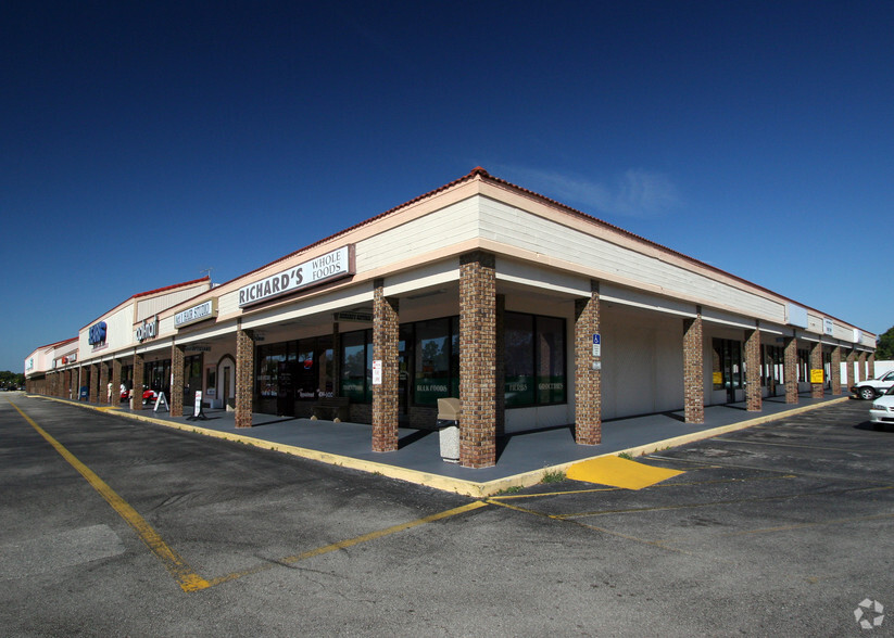 425-491 S Indiana Ave, Englewood, FL for lease - Building Photo - Image 3 of 6