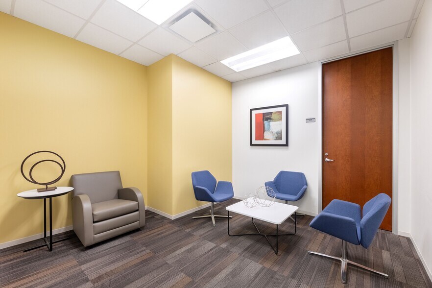 2 Fitzalan Rd, Cardiff for lease - Interior Photo - Image 3 of 10
