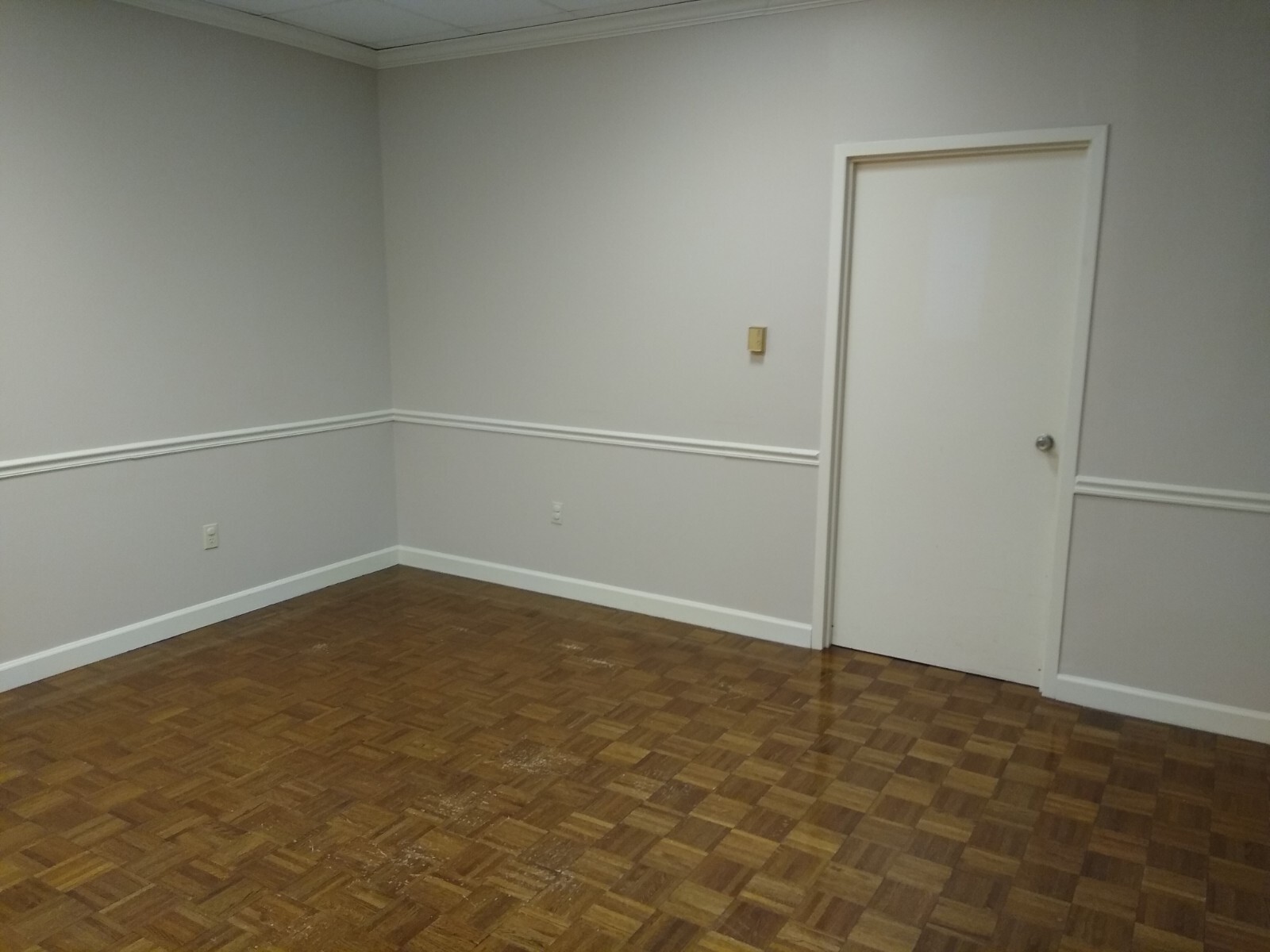 500 S University Ave, Little Rock, AR for lease Interior Photo- Image 1 of 5