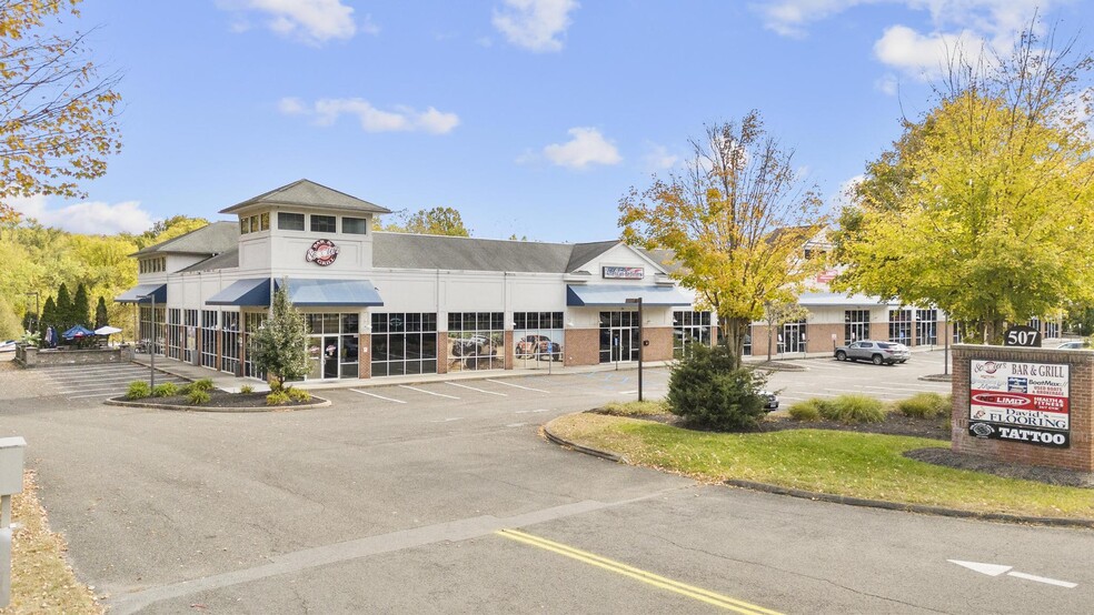 507 Danbury Rd, New Milford, CT for lease - Building Photo - Image 3 of 10