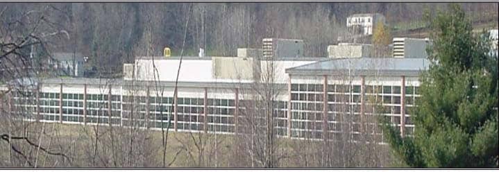 204 Franklin Valley Rd, Dalton, PA for lease - Building Photo - Image 3 of 4