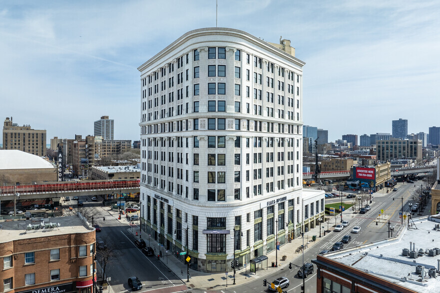 4753 N Broadway St, Chicago, IL for lease - Primary Photo - Image 1 of 9