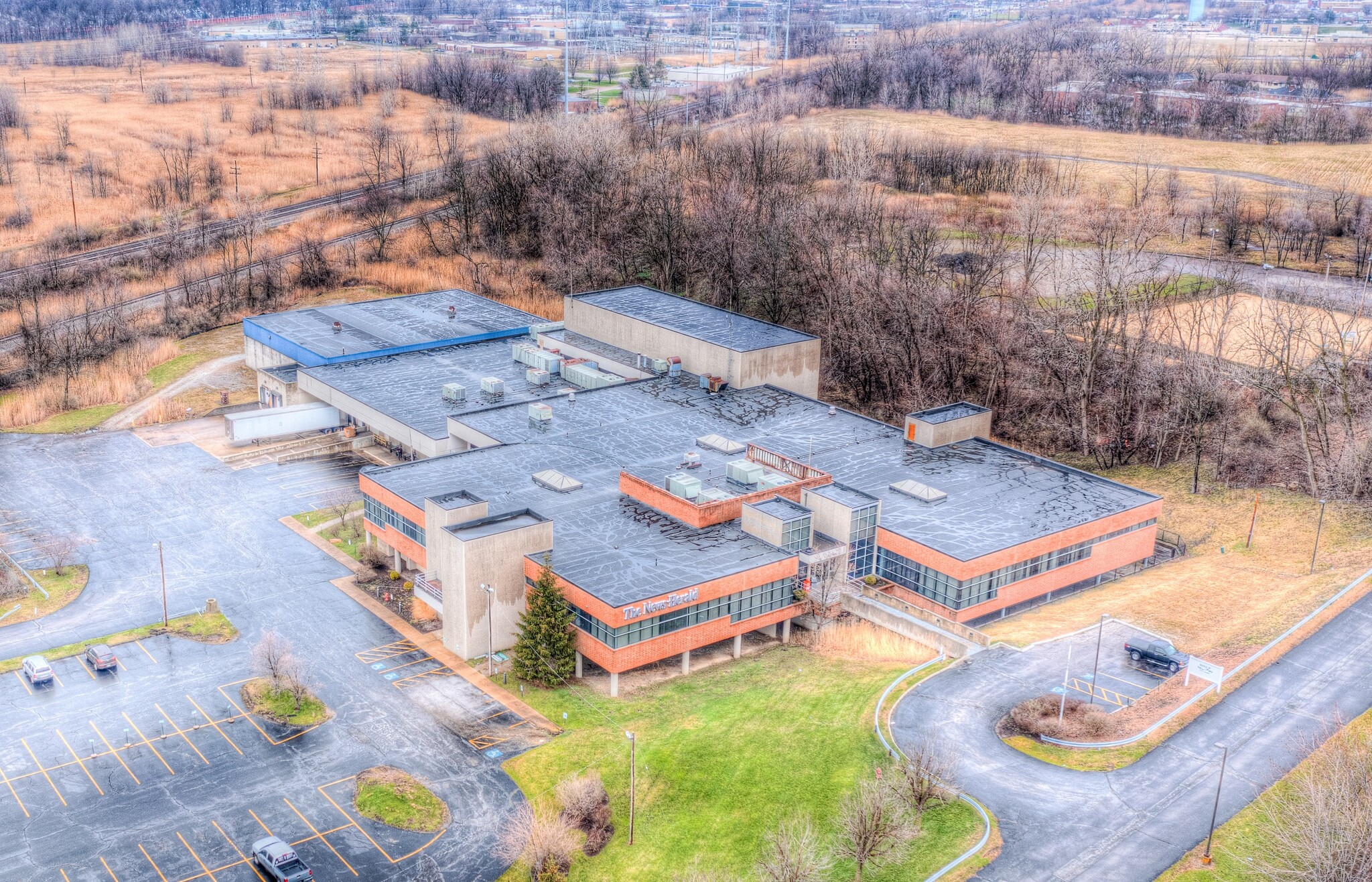 7085 Mentor Ave, Willoughby, OH for lease Primary Photo- Image 1 of 10