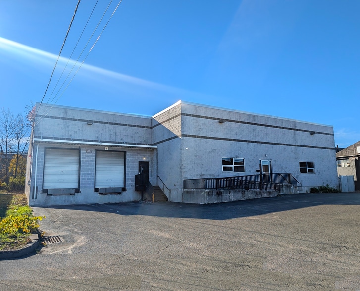 2101 83rd St, North Bergen, NJ for lease - Building Photo - Image 1 of 8