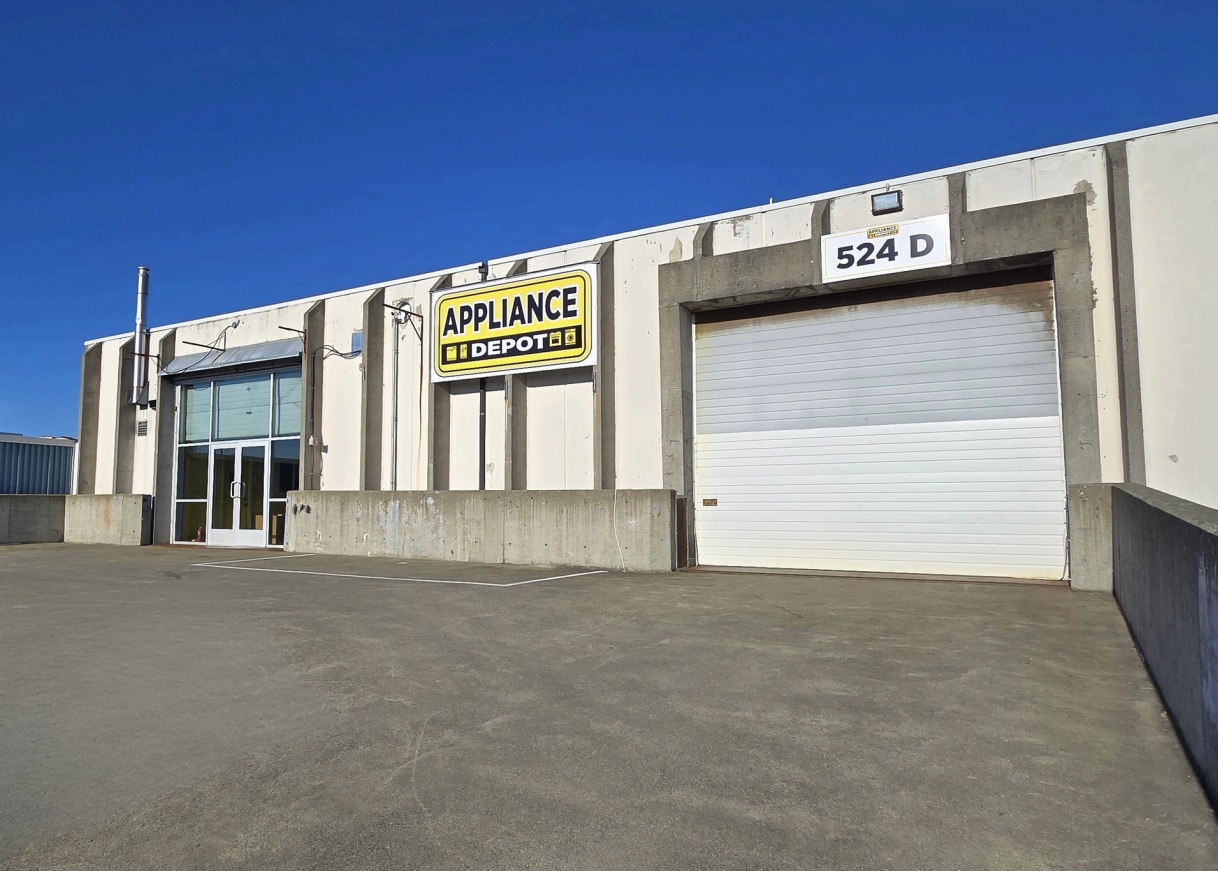 524 Culduthel Rd, Victoria, BC for lease Building Photo- Image 1 of 2
