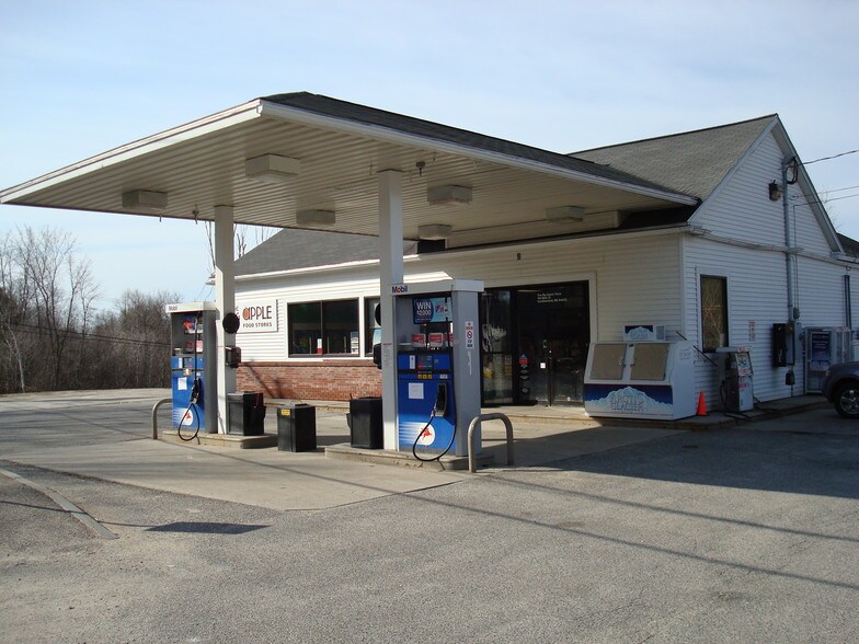 174 Main St, Cumberland, ME for sale - Building Photo - Image 1 of 1