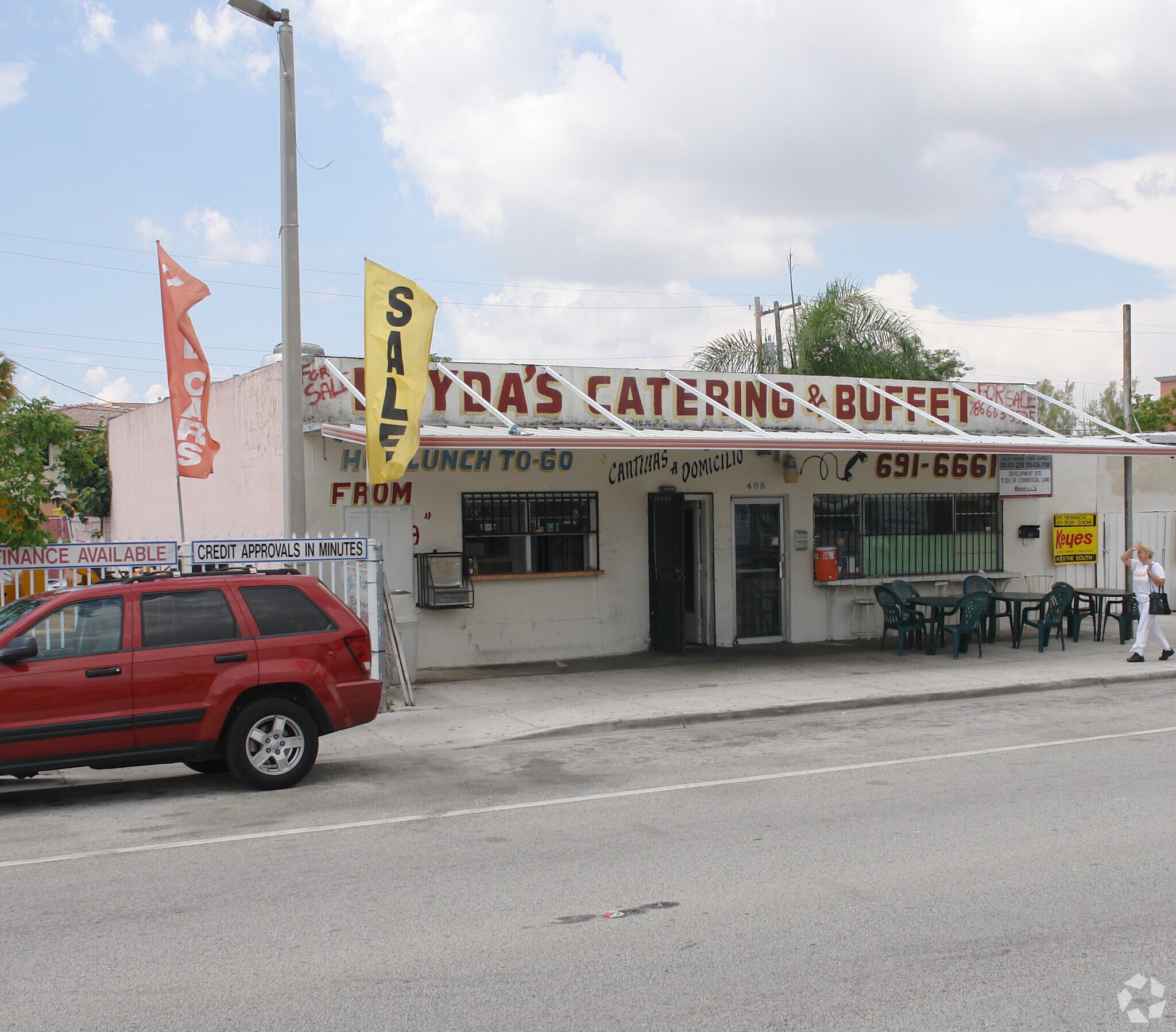 468 E 25th St, Hialeah, FL for sale Primary Photo- Image 1 of 6