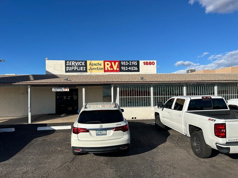 1880 W Apache Trl, Apache Junction, AZ for sale - Building Photo - Image 2 of 14