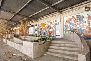 Vernon Creative Work & Office Suite C - Loft