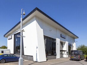 Cowm Top Ln, Rochdale for lease Interior Photo- Image 2 of 4