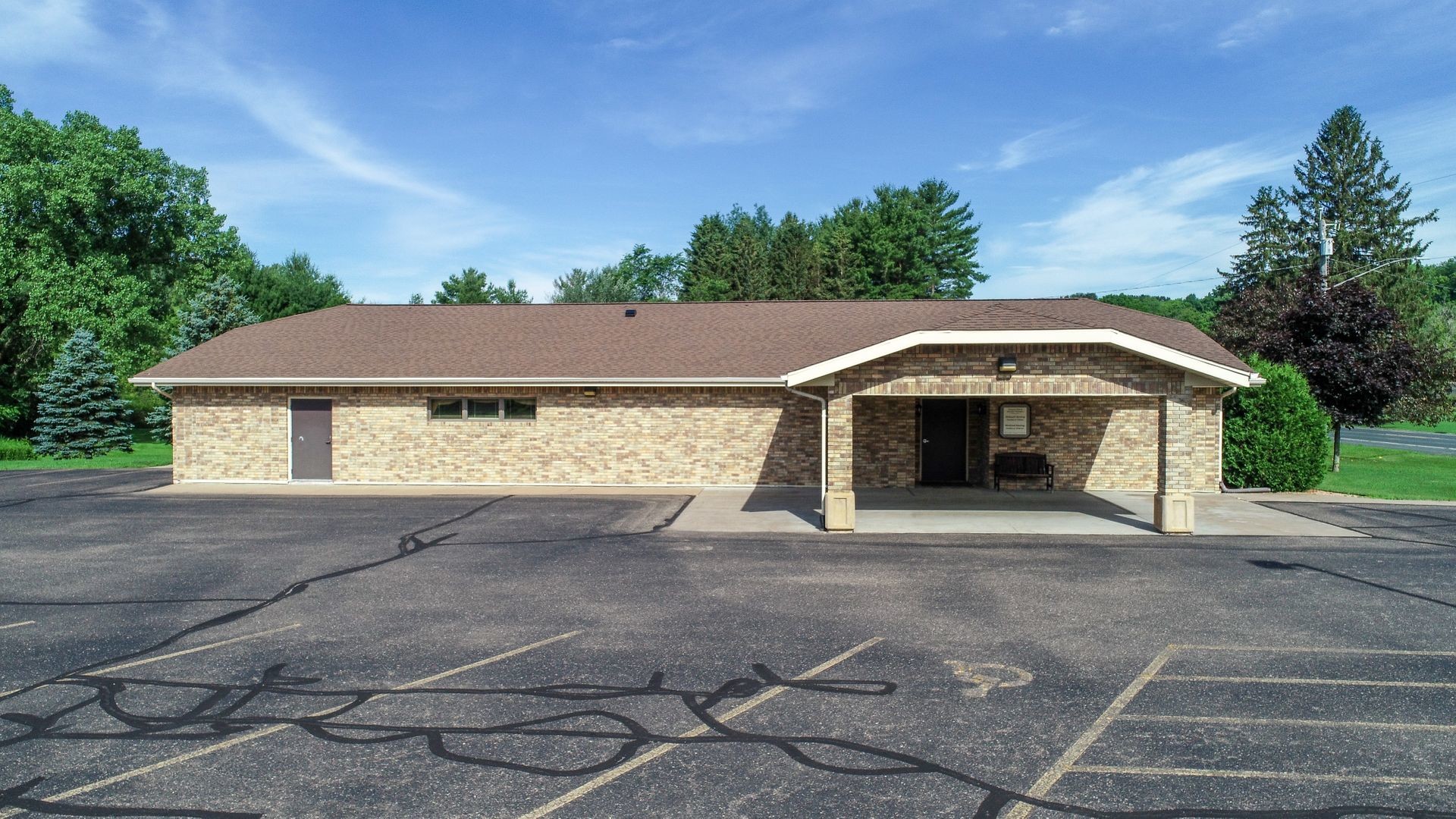 810 1st St, Glenwood City, WI for sale Primary Photo- Image 1 of 1