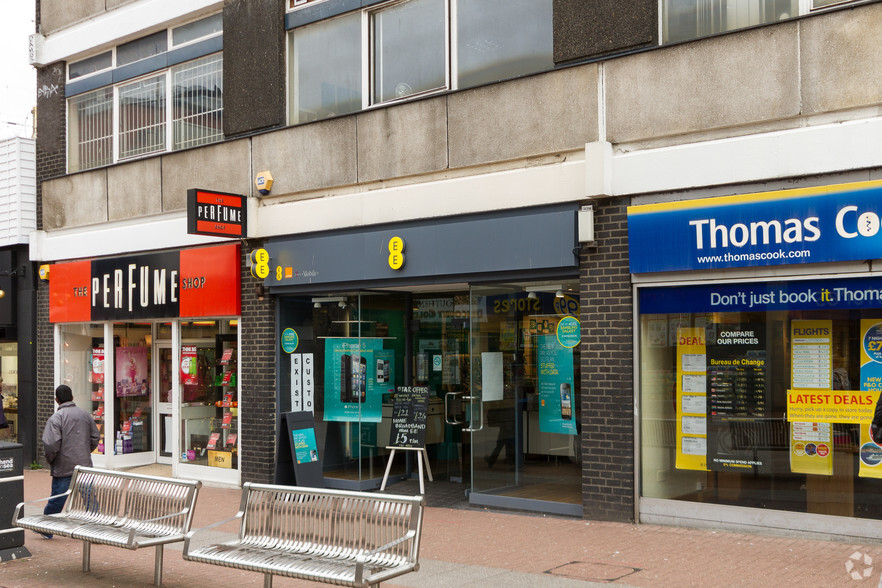 94 High St, Southend On Sea for sale - Primary Photo - Image 1 of 5