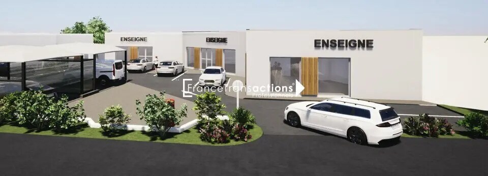 Retail in Grenade for lease Building Photo- Image 1 of 4