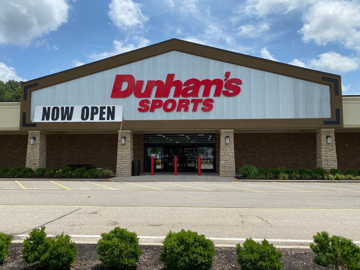 100300 Liberty Sq, Hurricane, WV 25526 Liberty Square Shopping