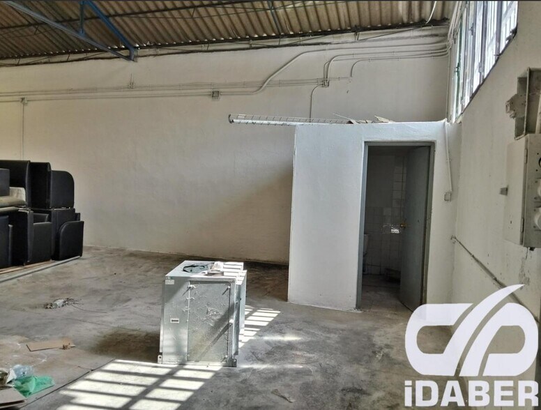 Industrial in Illescas, Toledo for sale - Building Photo - Image 3 of 5