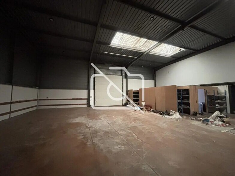 Industrial in Gretz-Armainvilliers for lease - Interior Photo - Image 1 of 7