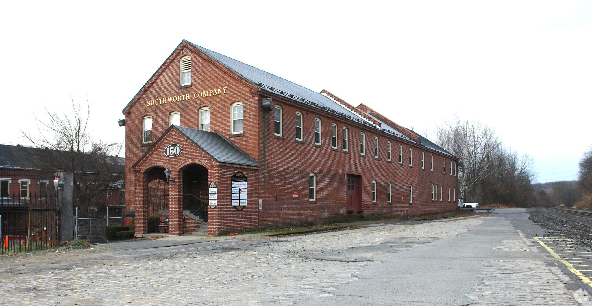 150 Front St, West Springfield, MA for lease Building Photo- Image 1 of 25