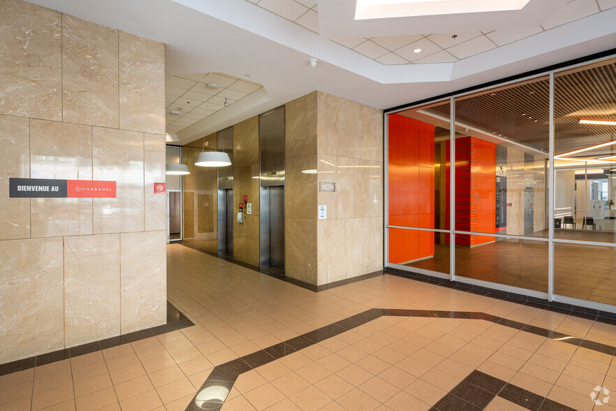 9300-9340 Boul Saint-Laurent, Montréal, QC for lease - Lobby - Image 2 of 7