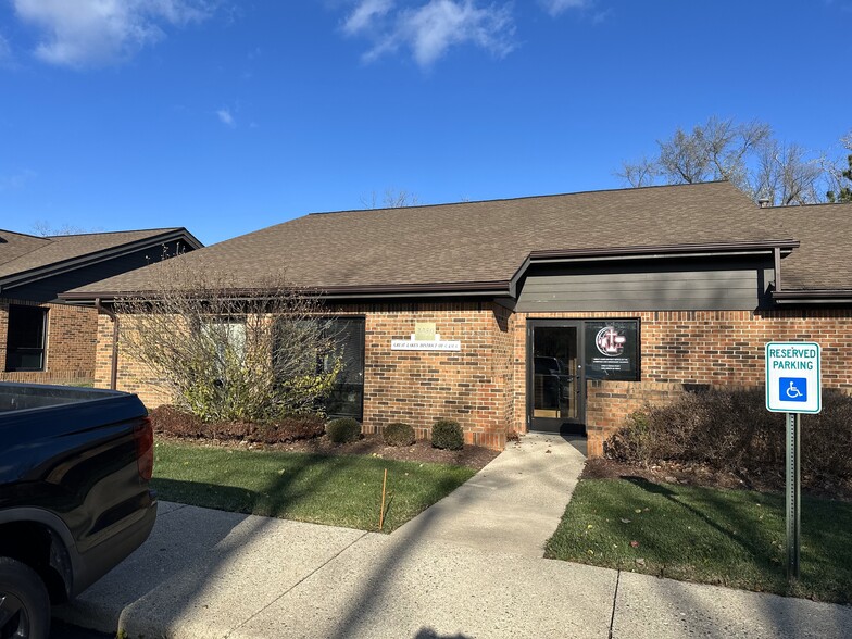 2250 S Huron Pky, Ann Arbor, MI for sale - Building Photo - Image 1 of 1