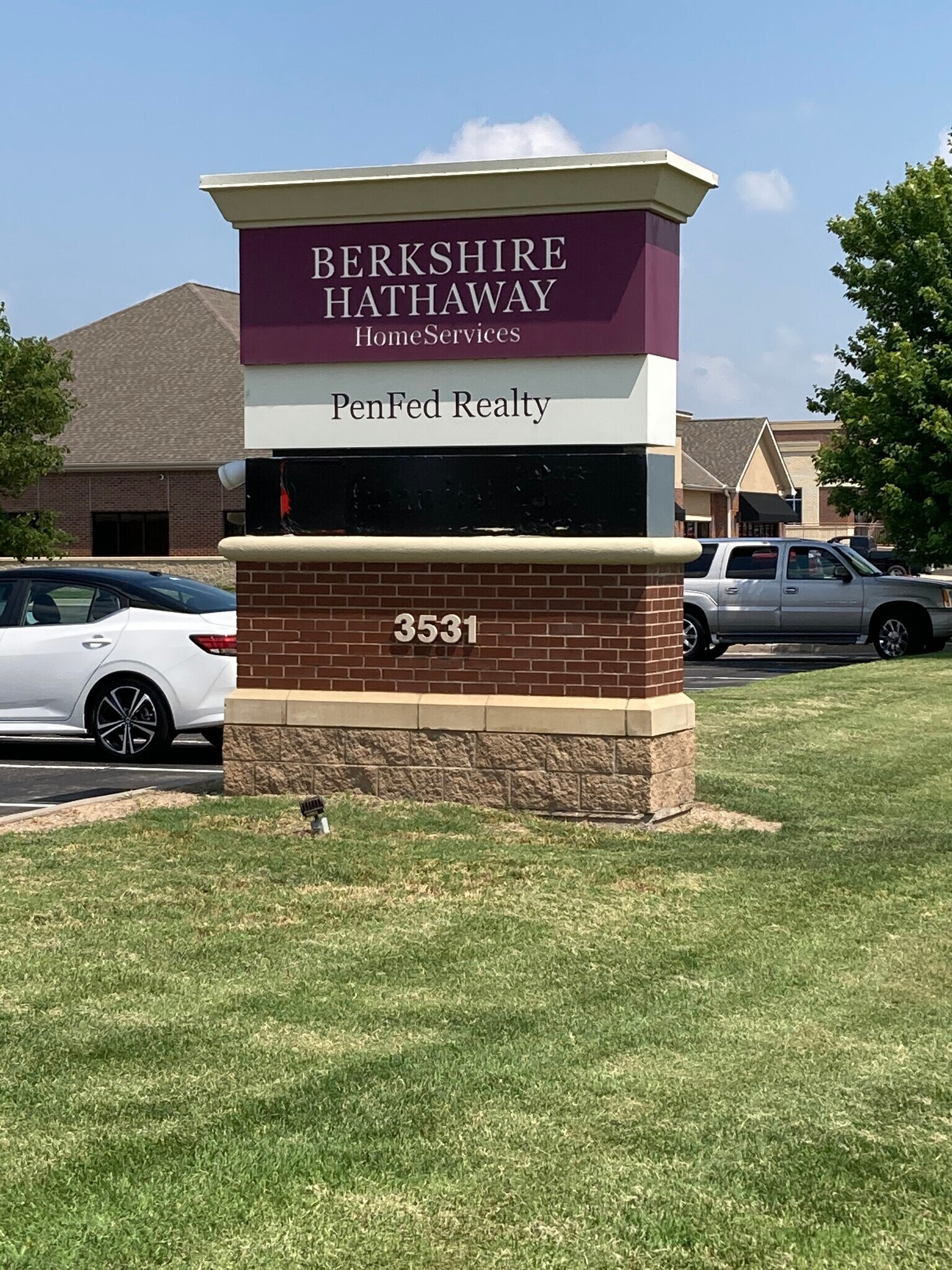 3531 N Ridge Rd, Wichita, KS 67205 Berkshire Hathaway Building