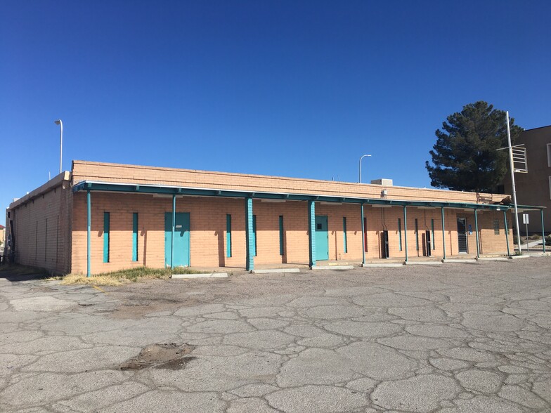 127 E Amador Ave, Las Cruces, NM for sale - Primary Photo - Image 1 of 1