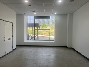 316 W 2nd St, Los Angeles, CA for lease Interior Photo- Image 2 of 3