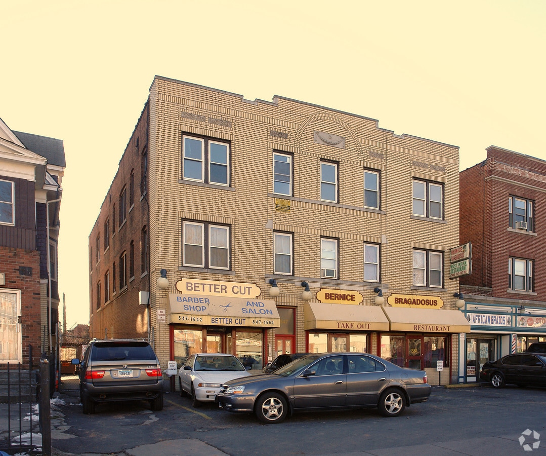 845 Albany Ave, Hartford, CT 06112