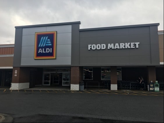 819-821 S Main St, Kernersville, NC for lease - Building Photo - Image 3 of 6