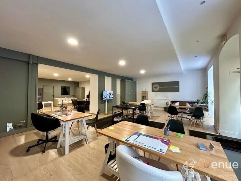 Retail in Saint-Étienne for sale - Interior Photo - Image 3 of 11