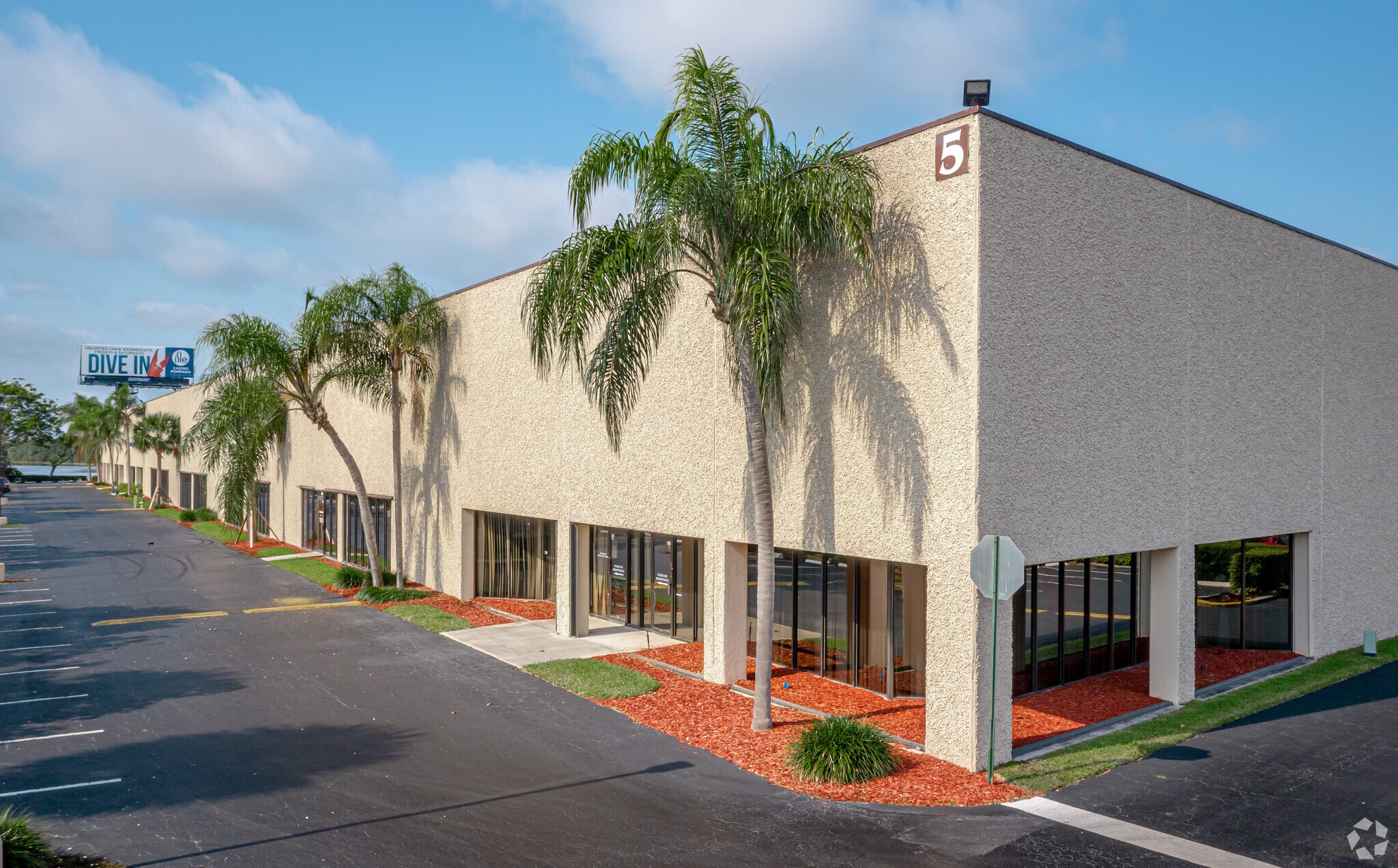 600-636 SW 12th Ave, Deerfield Beach, FL for lease Primary Photo- Image 1 of 9