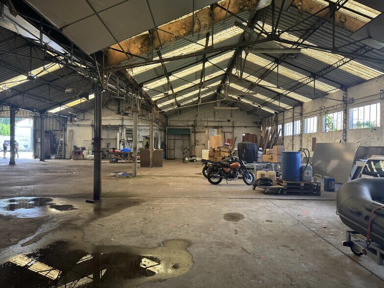 Flex in Verberie for sale - Building Photo - Image 3 of 9