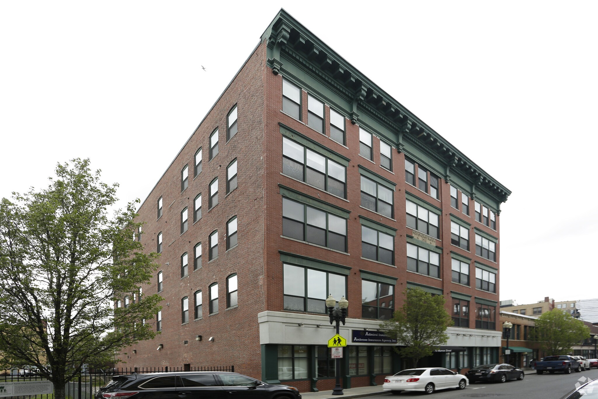 70 Munroe St, Lynn, MA 01901