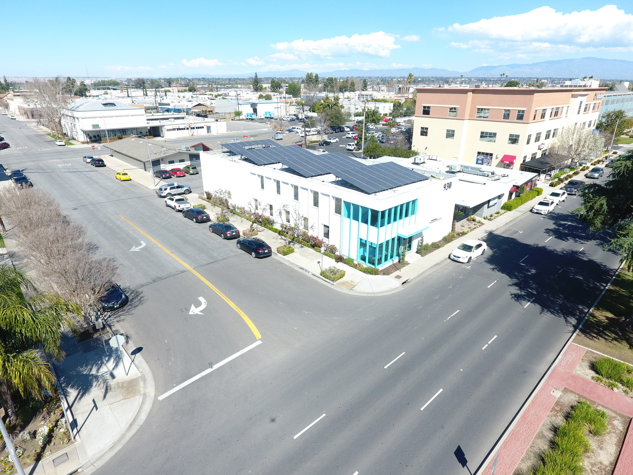 930 Truxtun Ave, Bakersfield, CA for sale Building Photo- Image 1 of 1