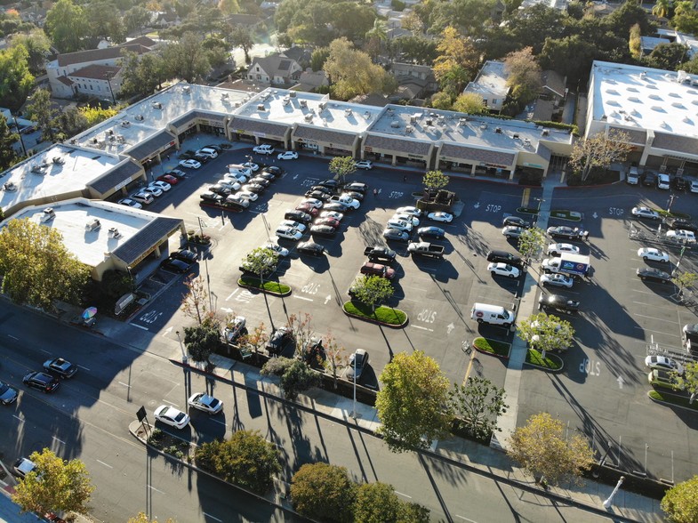 1241-1337 N Lake Ave, Pasadena, CA for lease - Aerial - Image 2 of 3