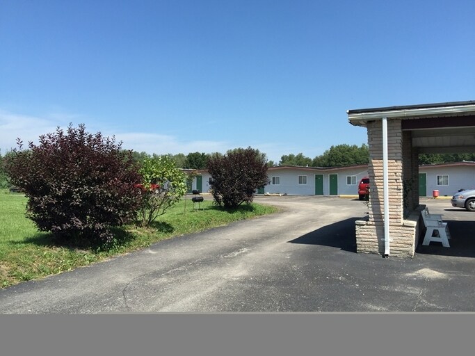 2340 E US Highway 30, Hamlet, IN 46532