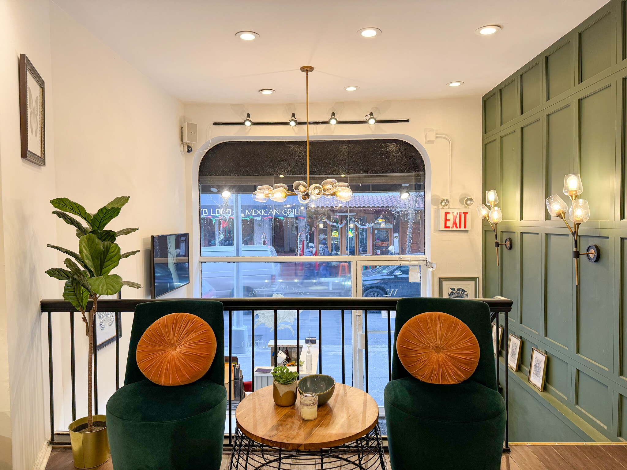 163 W Fourth St, New York, NY for lease Interior Photo- Image 1 of 6