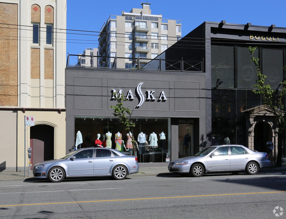 2762 Granville St, Vancouver, BC V6H 3J3