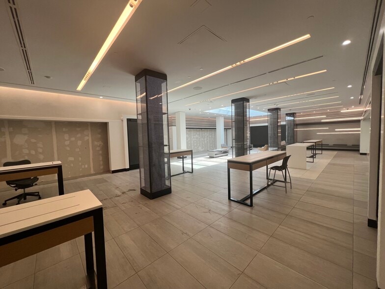 1410 3rd Street Promenade, Santa Monica, CA for lease - Interior Photo - Image 3 of 6