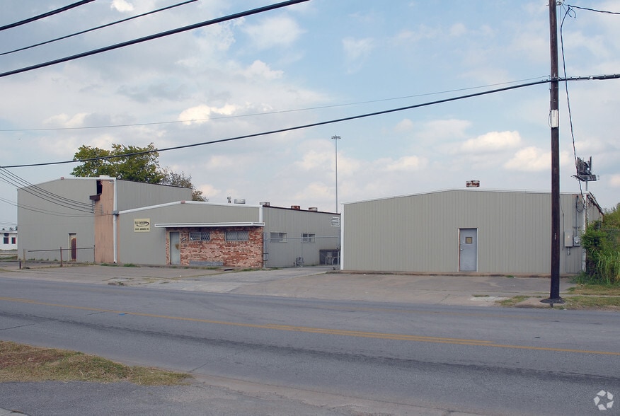 3300 Jensen Dr, Houston, TX 77026 Industrial for Lease