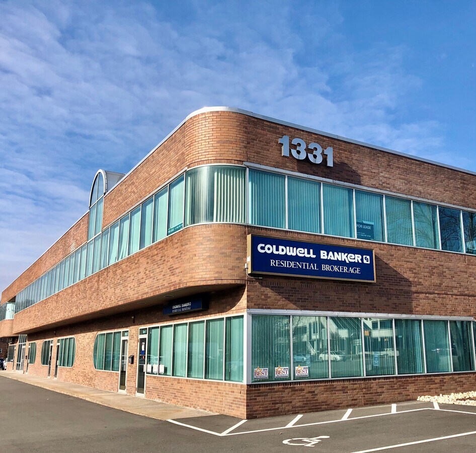 1331 Silas Deane Hwy, Wethersfield, CT 06109 Office for Lease