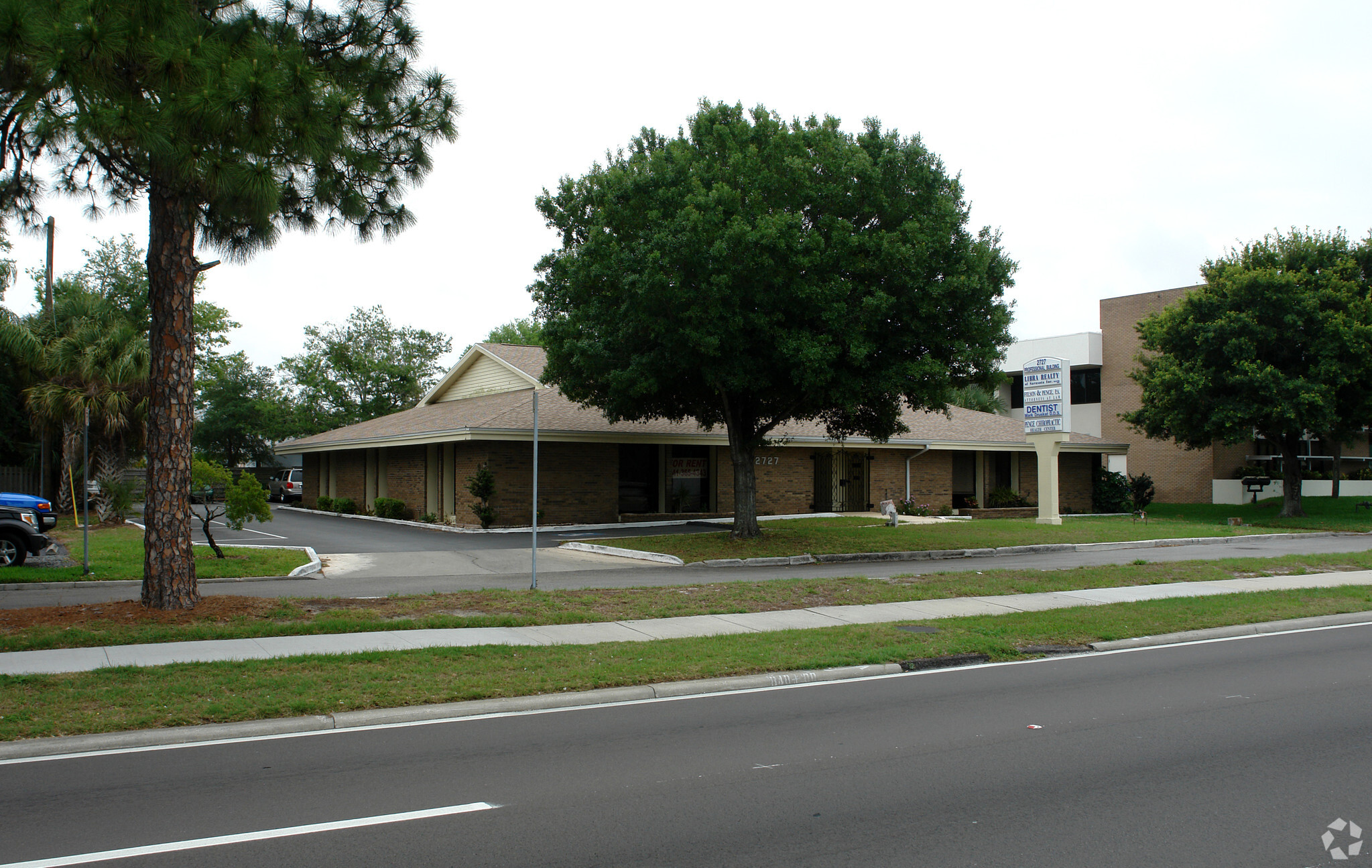 2727 S Tamiami Trl, Sarasota, FL for lease Primary Photo- Image 1 of 8