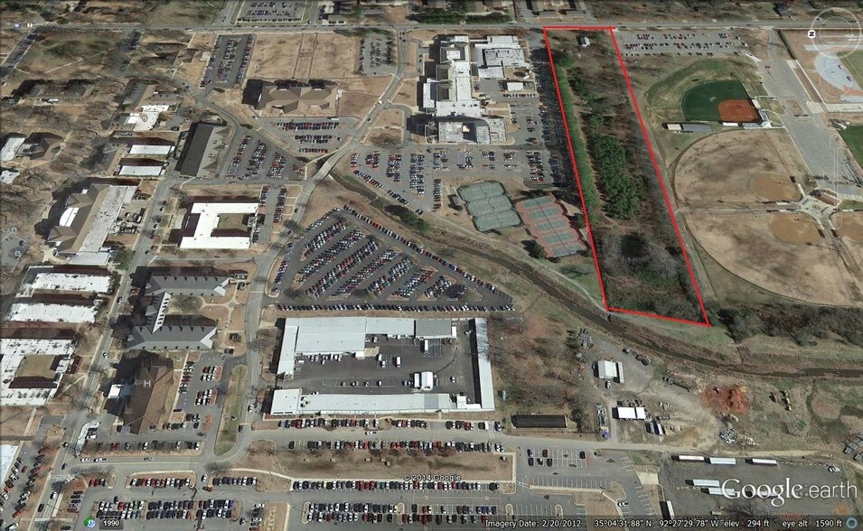 405 S Donaghey Ave, Conway, AR 72034