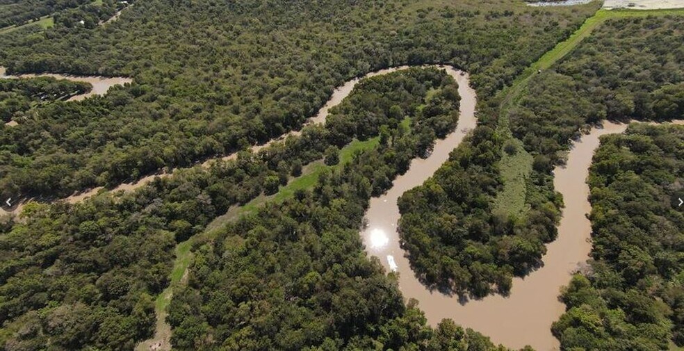 000 Canal, Bloomington, TX 77951 Land for Sale