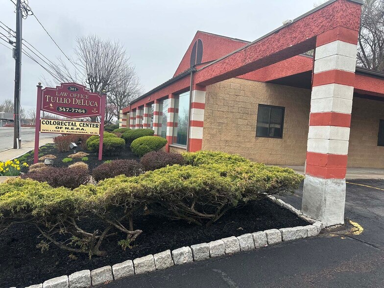 381 N 9th Ave, Scranton, PA for sale - Building Photo - Image 1 of 1