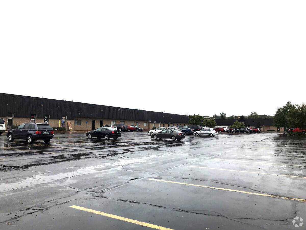 472 Amherst St, Nashua, NH 03063 Property Record